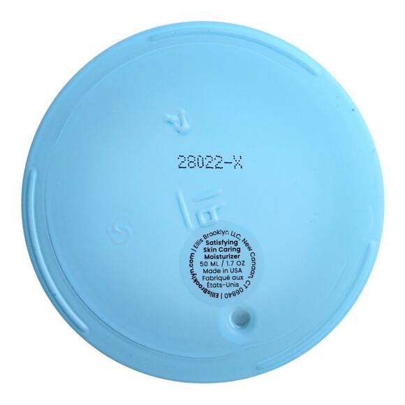 Ellis Brooklyn NIB Satisfying Skin Caring Moisturizer Demi Blur Finish Vanilla - Picture 4 of 16